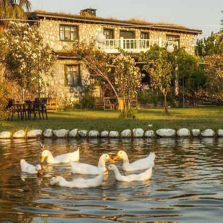 Bed and Breakfast Otantik Tas Ev Dalaman Exterior foto