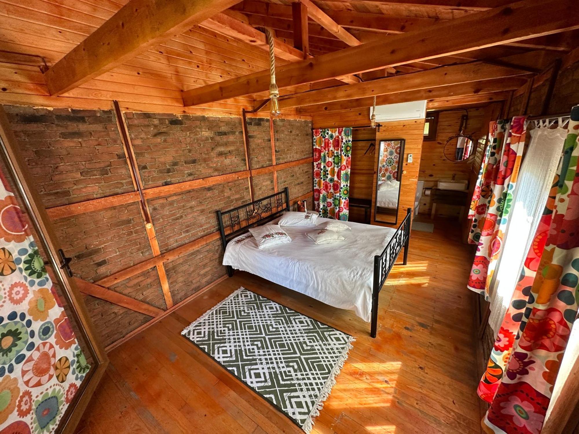 Bed and Breakfast Otantik Tas Ev Dalaman Exterior foto
