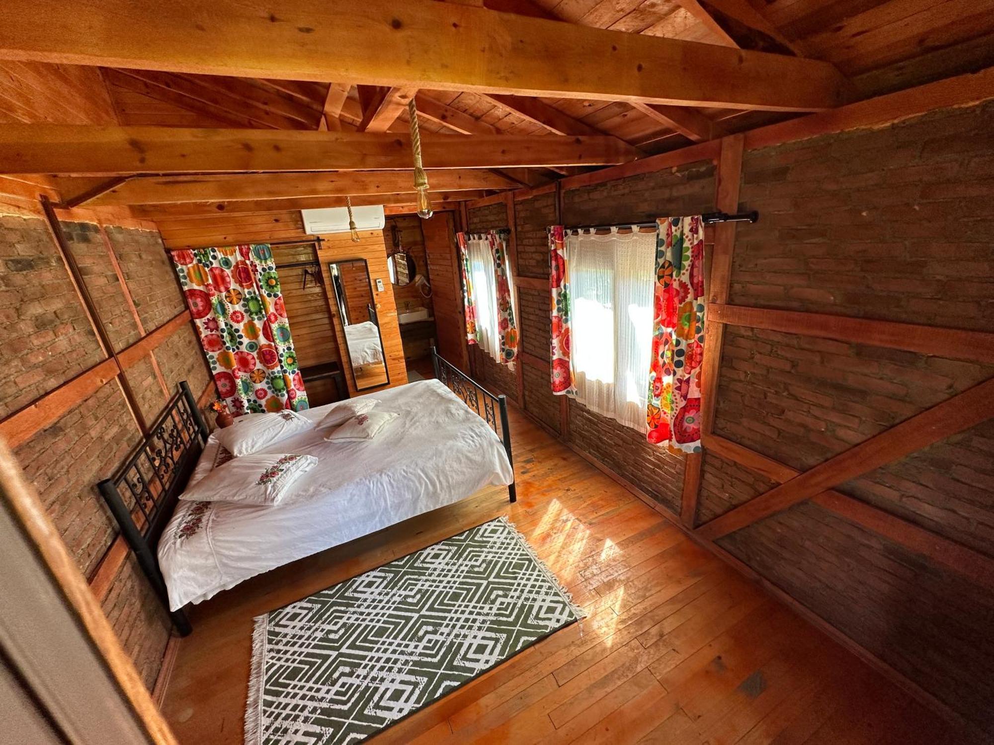 Bed and Breakfast Otantik Tas Ev Dalaman Exterior foto