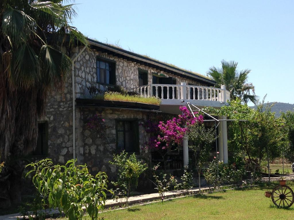 Bed and Breakfast Otantik Tas Ev Dalaman Exterior foto