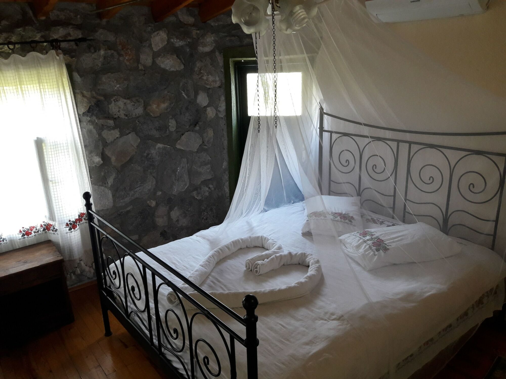 Bed and Breakfast Otantik Tas Ev Dalaman Exterior foto